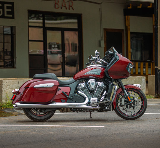 UN STYLE AFFIRMÉ QUI SE DÉMARQUE